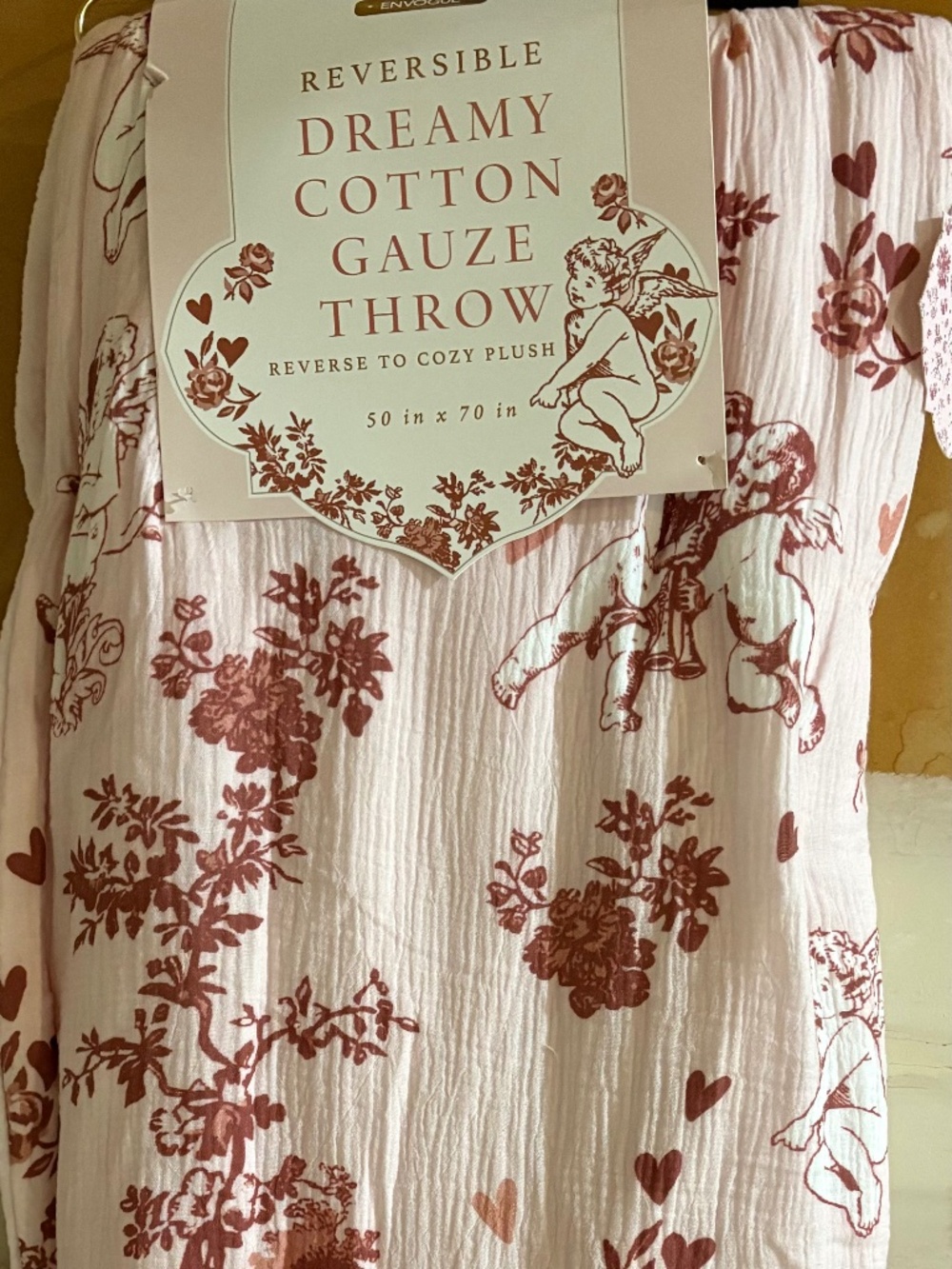 New Envogue Cupid Reversible Cotton Gauze Throw